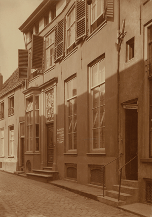 Ravenstraatje 3, Zutphen in 1900 and 2017